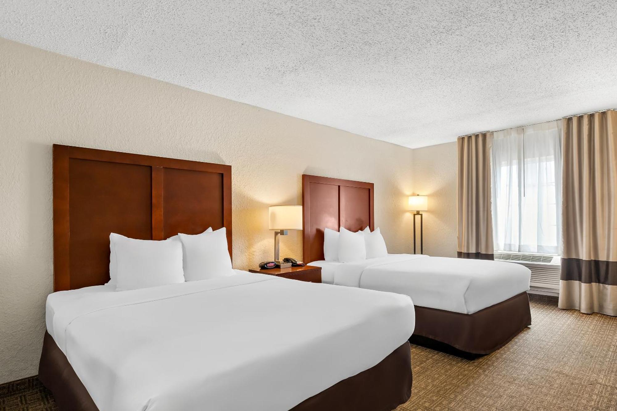 Comfort Inn St Louis - Westport Event Center Maryland Heights Exterior photo