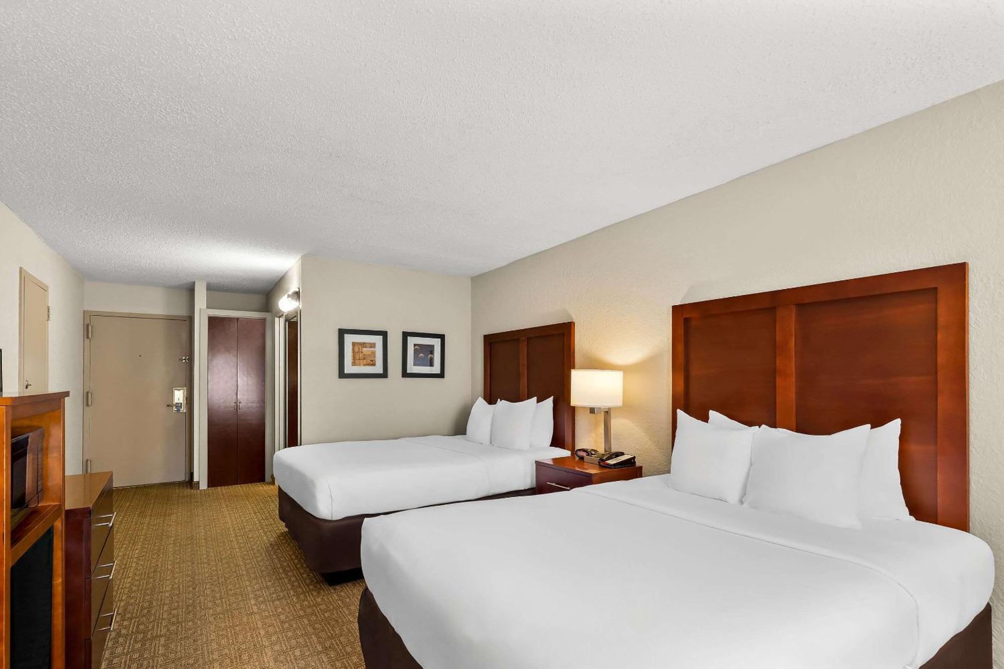 Comfort Inn St Louis - Westport Event Center Maryland Heights Exterior photo