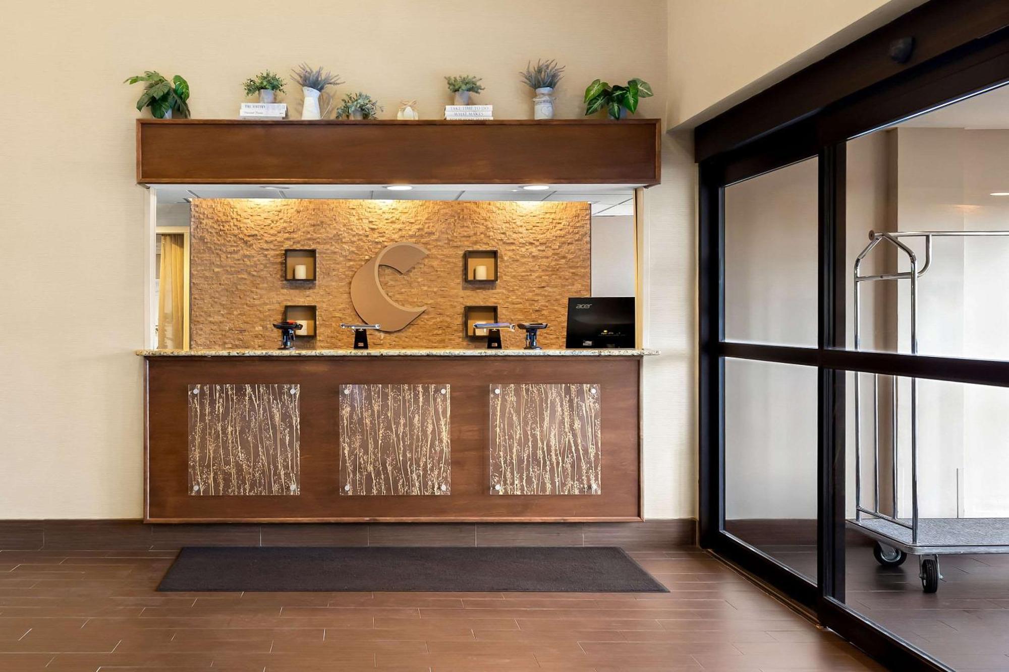 Comfort Inn St Louis - Westport Event Center Maryland Heights Exterior photo